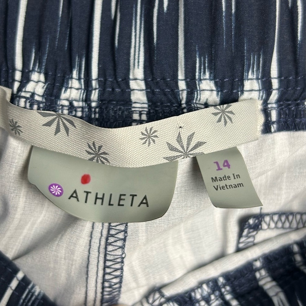 Athleta Joggers Pants Ikat Navy-White Patterned Outdoor Size 14 Comfortable - Picture 11 of 12